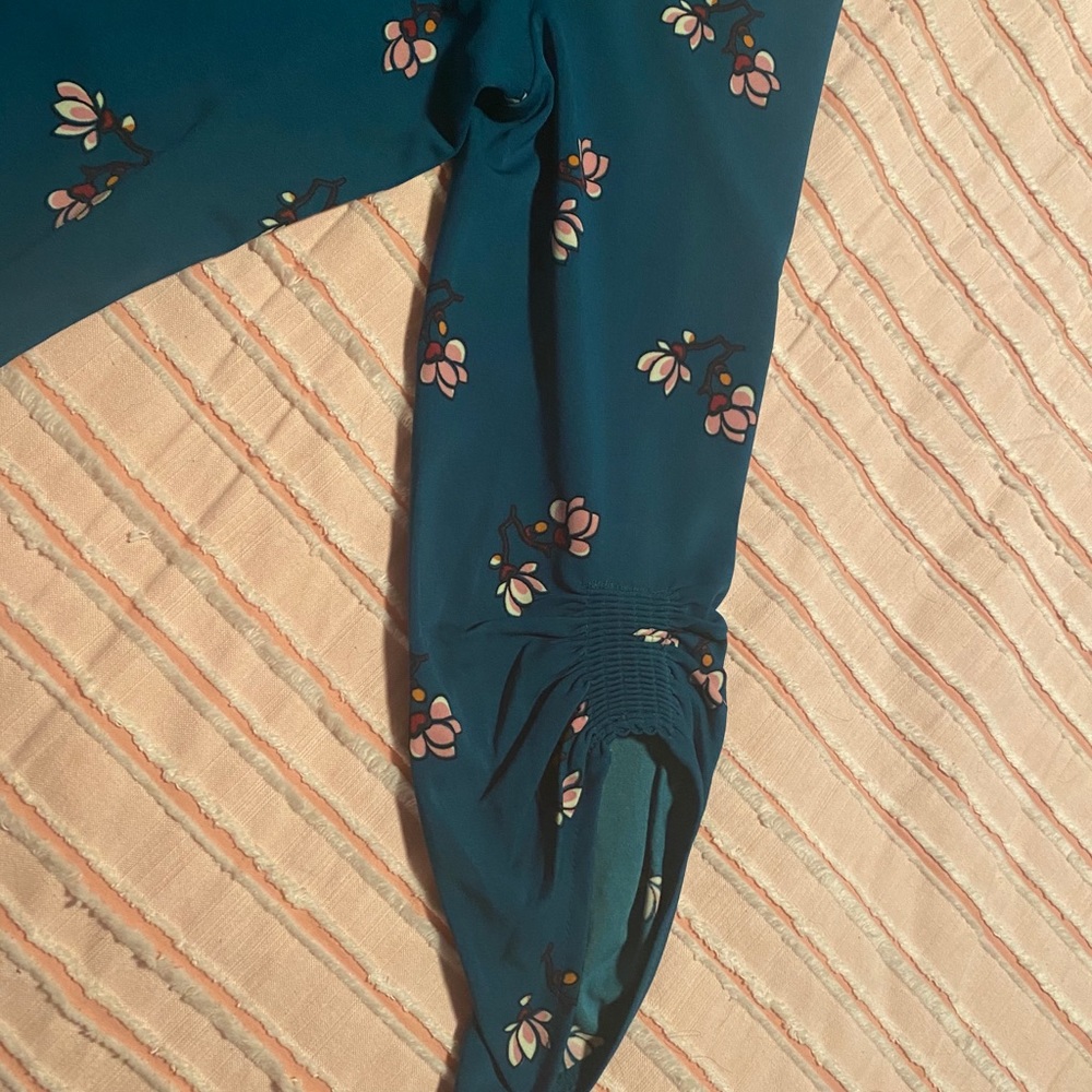 Great 3/4 sleeve top from Ann Taylor - Picture 1 of 3